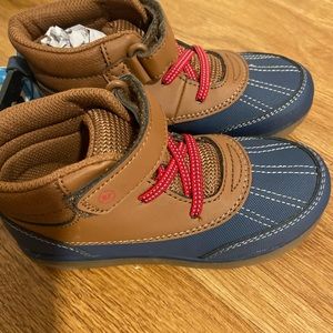 NWT Stride Rite Kid Boots size 11